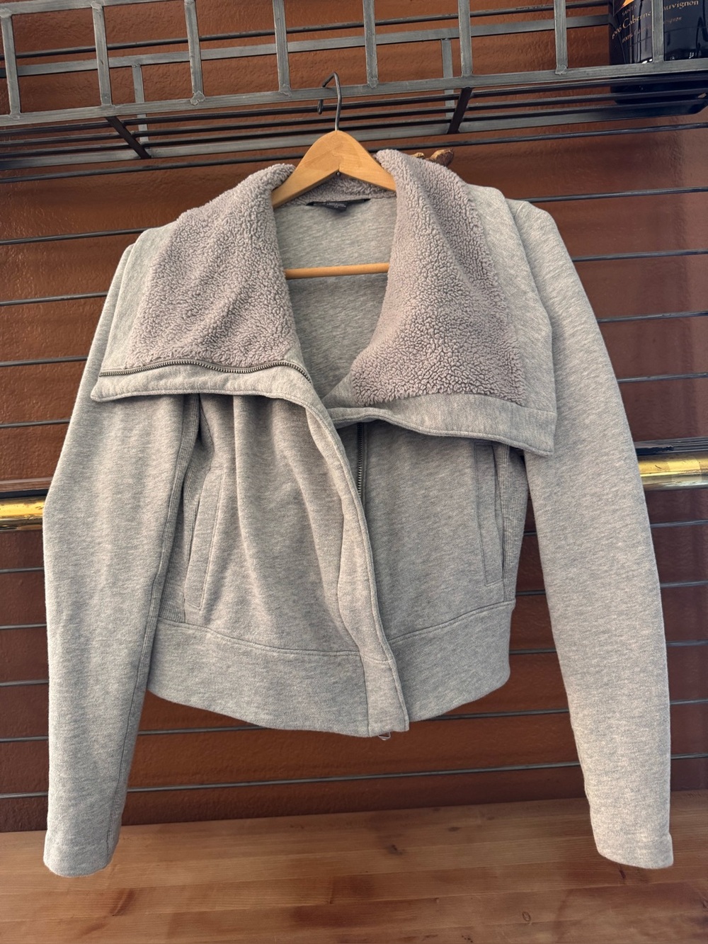 Armani Exchange Grey Women's Sherpa-Lined Zip Jacket  S/P